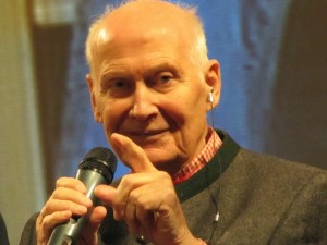 Bert Hellinger: o criador da Constelação Familiar como técnica terapêutica.